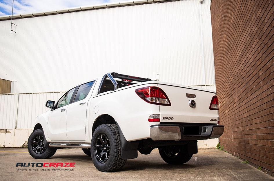 MAZDA BT 50 BEAST GLOSS BLACK MILLED ACCENTS